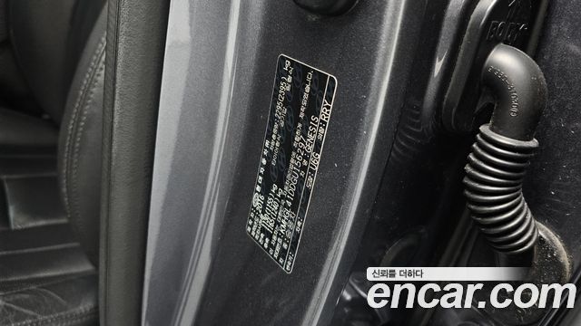 Hyundai Genesis 2016 — photo 31