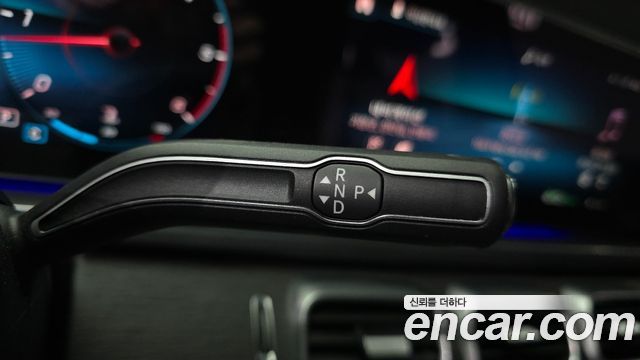 Mercedes-Benz GLS-Class 2022 — photo 12