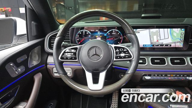 Mercedes-Benz GLS-Class 2022 — photo 19