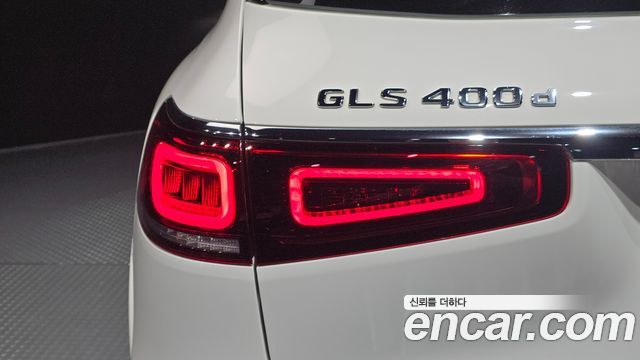 Mercedes-Benz GLS-Class 2022 — photo 9