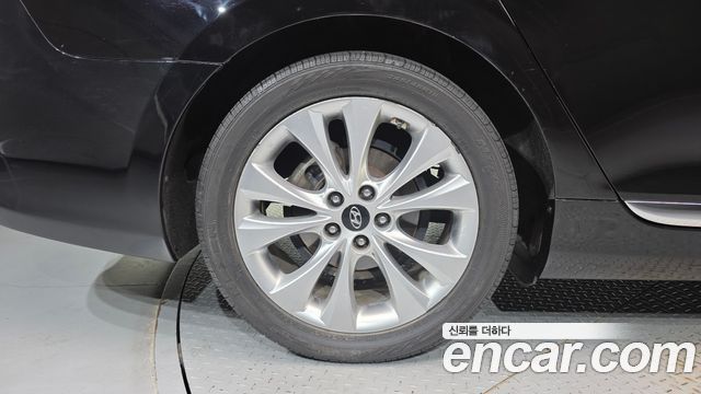 Hyundai Grandeur 2012 — photo 5