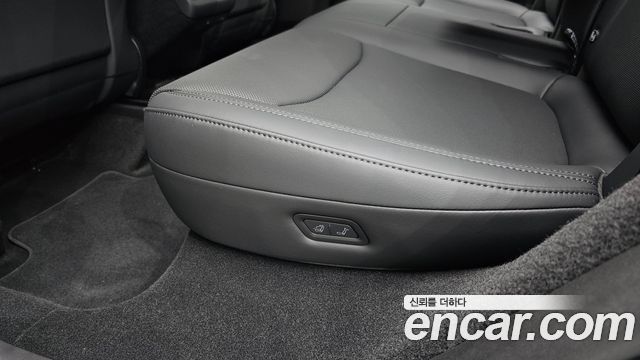 Tesla Model Y 2026 — photo 33