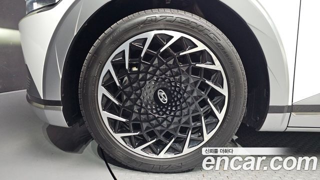 Hyundai Ioniq5 2023 — photo 5
