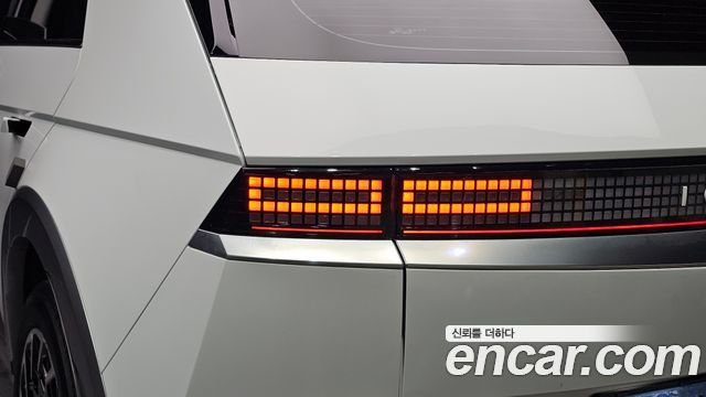 Hyundai Ioniq5 2023 — photo 9