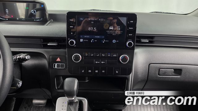 Hyundai Staria 2025 — photo 20