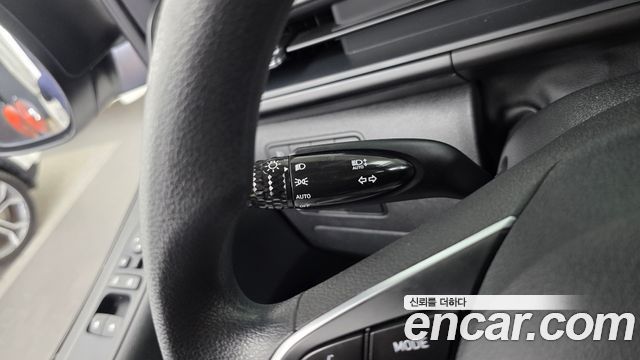 Hyundai Staria 2025 — photo 25