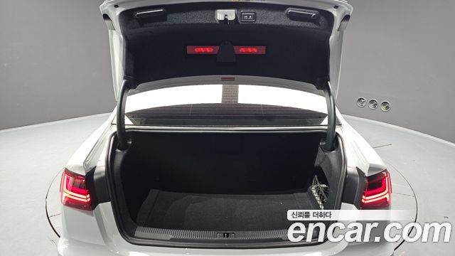 Audi A6 2016 — photo 20