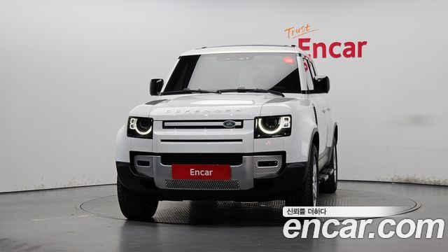 Land Rover Defender 2023 — photo 3