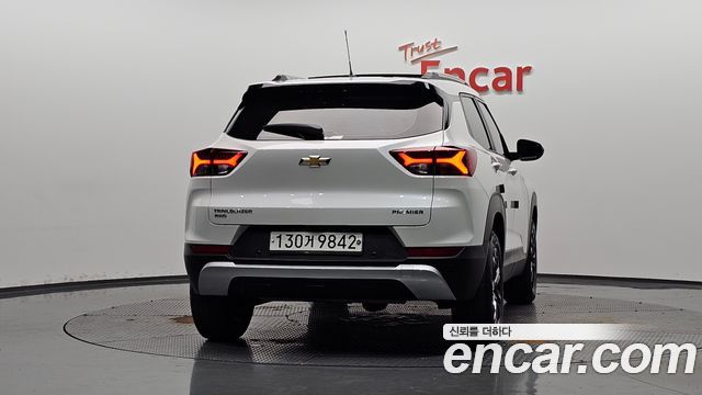 Chevrolet Korea Trailblazer 2021 — photo 4