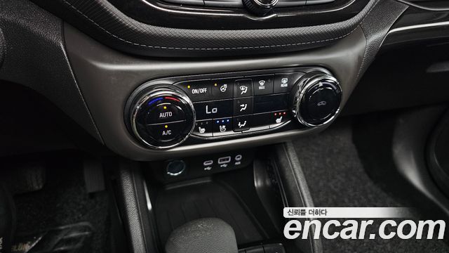 Chevrolet Korea Trailblazer 2021 — photo 23