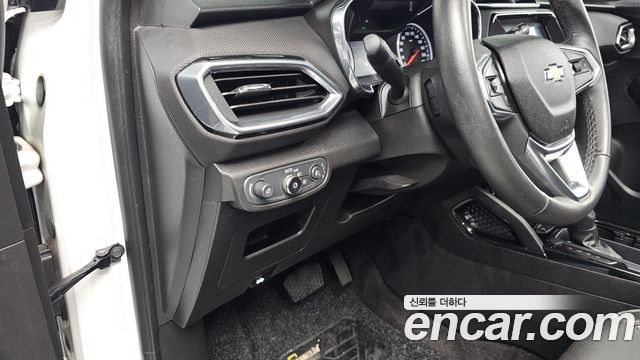 Chevrolet Korea Trailblazer 2021 — photo 29