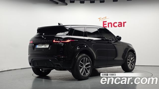 Land Rover Range Rover Evoque 2026 — photo 2