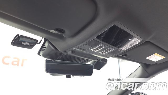 Land Rover Range Rover Evoque 2026 — photo 24
