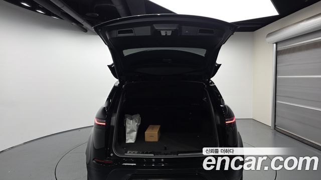 Land Rover Range Rover Evoque 2026 — photo 26