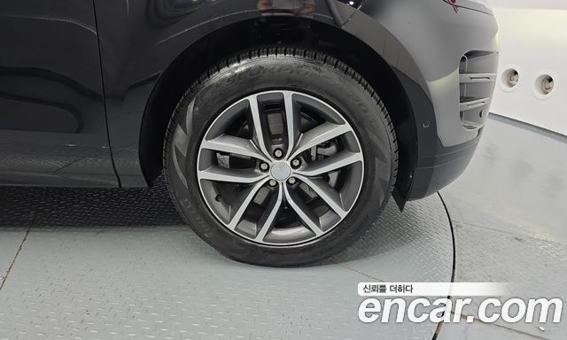 Land Rover Range Rover Evoque 2026 — photo 7