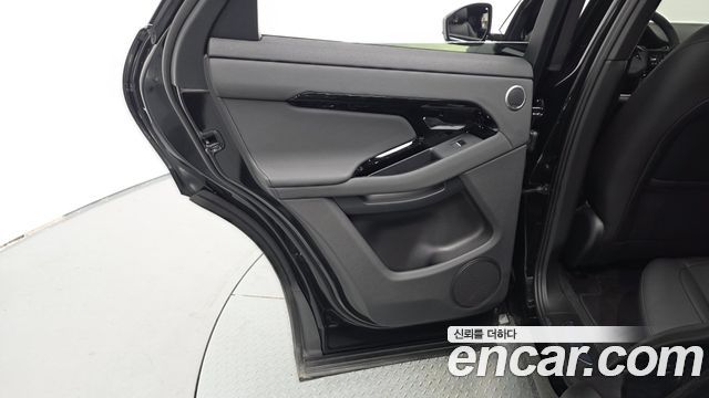 Land Rover Range Rover Evoque 2026 — photo 15