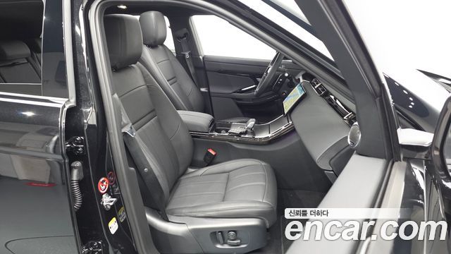 Land Rover Range Rover Evoque 2026 — photo 16