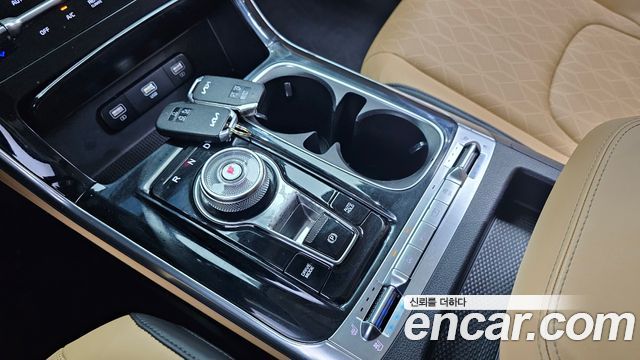 Kia Canival 2022 — photo 9