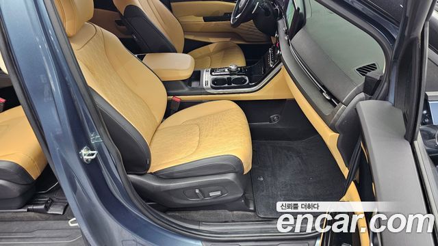 Kia Canival 2022 — photo 12