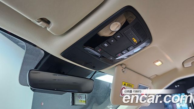 Kia Canival 2022 — photo 18