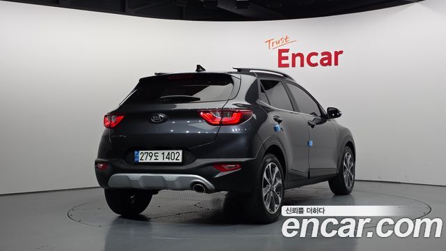 Kia Stonic 2020 — photo 2