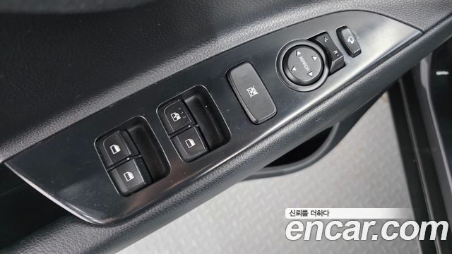 Kia Stonic 2020 — photo 17