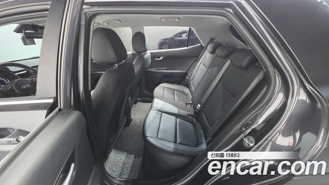 Kia Stonic 2020 — photo 24