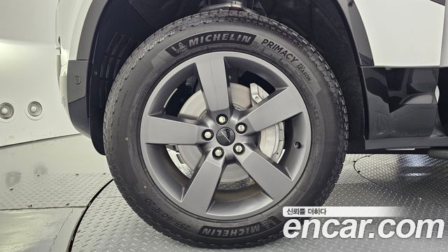Land Rover Defender 2026 — photo 5