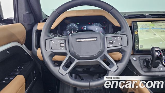 Land Rover Defender 2026 — photo 14