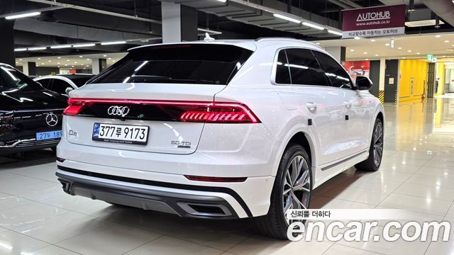 Audi Q8 2021 — photo 6