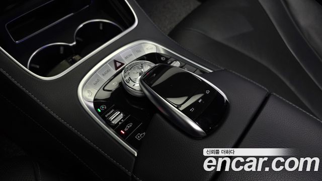 Mercedes-Benz S-Class 2018 — photo 23