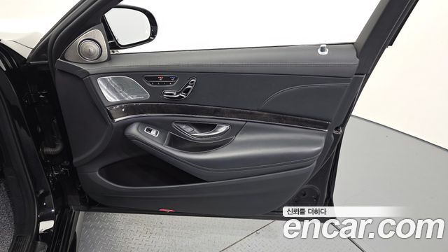 Mercedes-Benz S-Class 2018 — photo 14