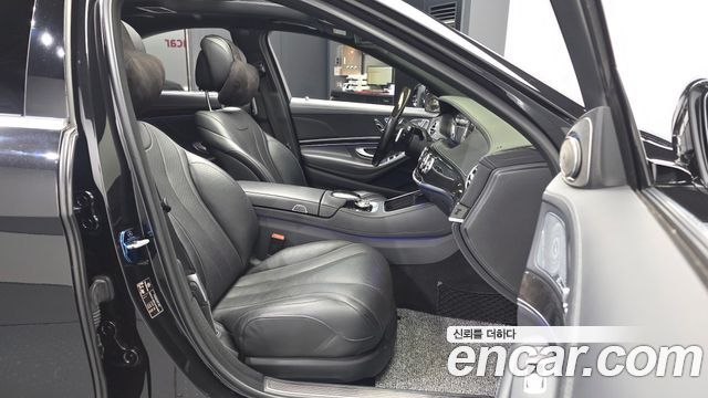 Mercedes-Benz S-Class 2018 — photo 16