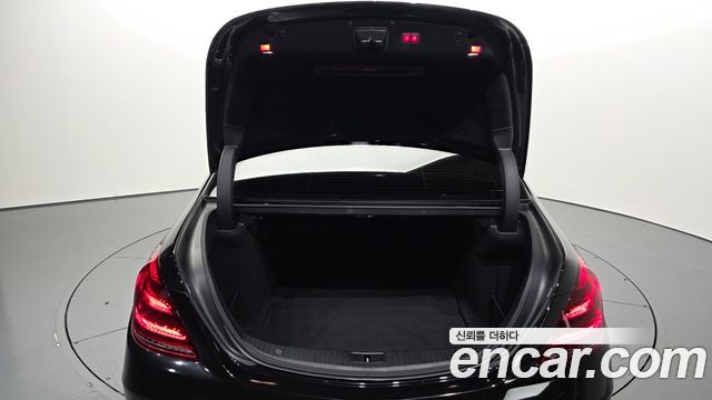 Mercedes-Benz S-Class 2018 — photo 30