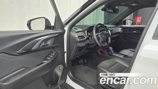 Chevrolet Korea Trailblazer 2022 — photo 13