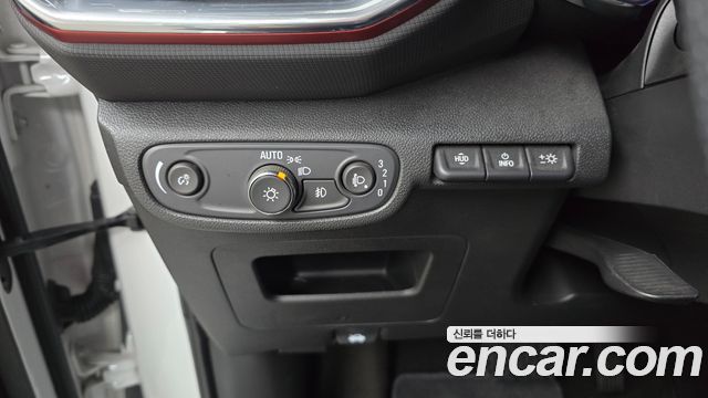 Chevrolet Korea Trailblazer 2022 — photo 24