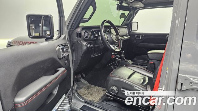 Jeep Wrangler 2020 — photo 13
