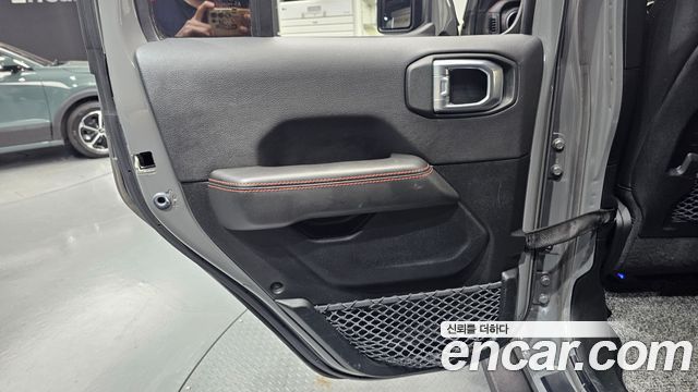 Jeep Wrangler 2020 — photo 15