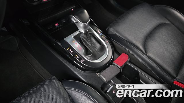 Kia K3 2022 — photo 12
