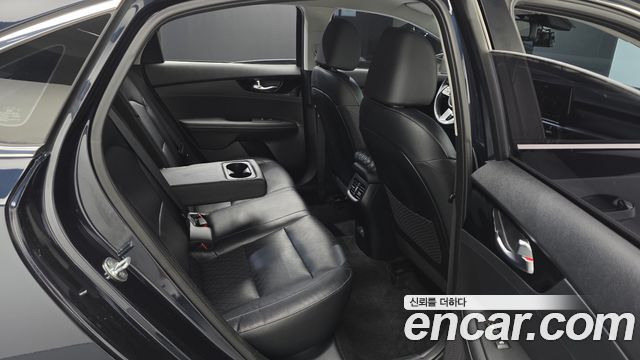 Kia K3 2022 — photo 17