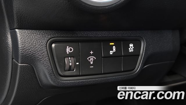 Kia K3 2022 — photo 23
