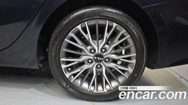 Kia K3 2022 — photo 7