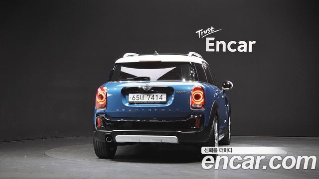 Mini Countryman 2018 — photo 4