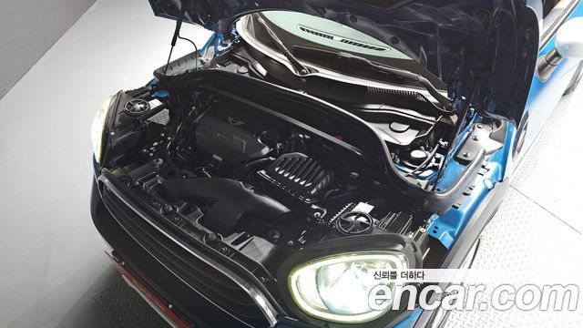 Mini Countryman 2018 — photo 6