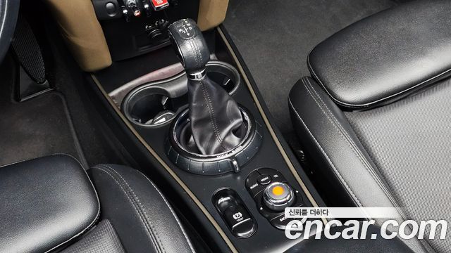 Mini Countryman 2018 — photo 9