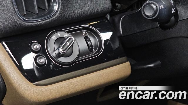 Mini Countryman 2018 — photo 13