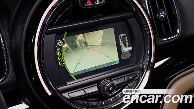 Mini Countryman 2018 — photo 15
