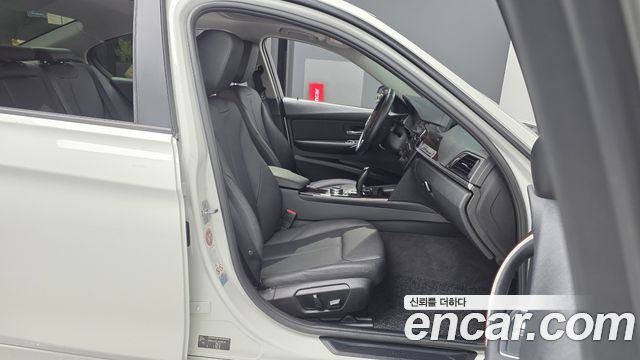 BMW 3-Series 2014 — photo 11