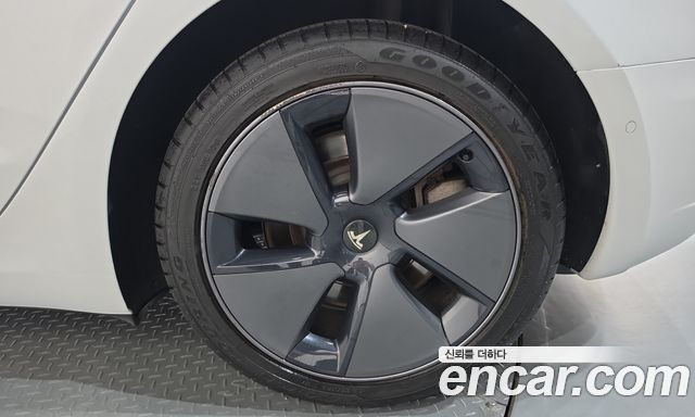 Tesla Model 3 2021 — photo 7