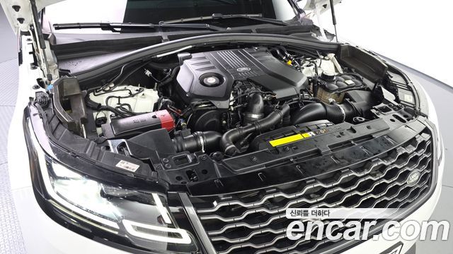 Land Rover Range Rover Velar 2019 — photo 6